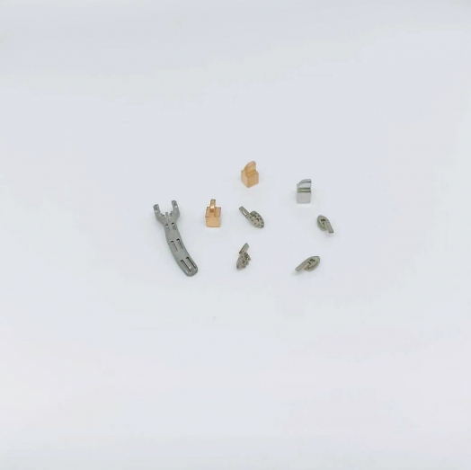 金属小零部件